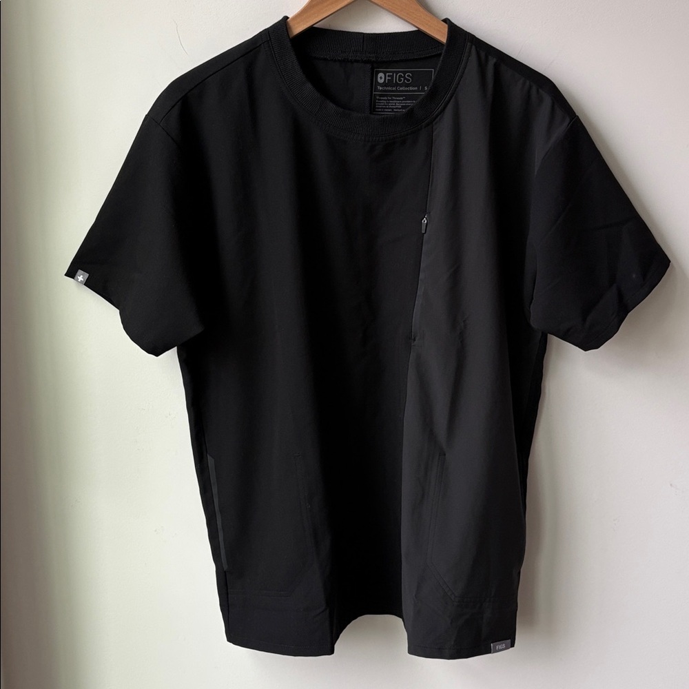 Figs Mixed Media Mens Scrub Top Crewneck in Black Medical Hospital Dental Size S